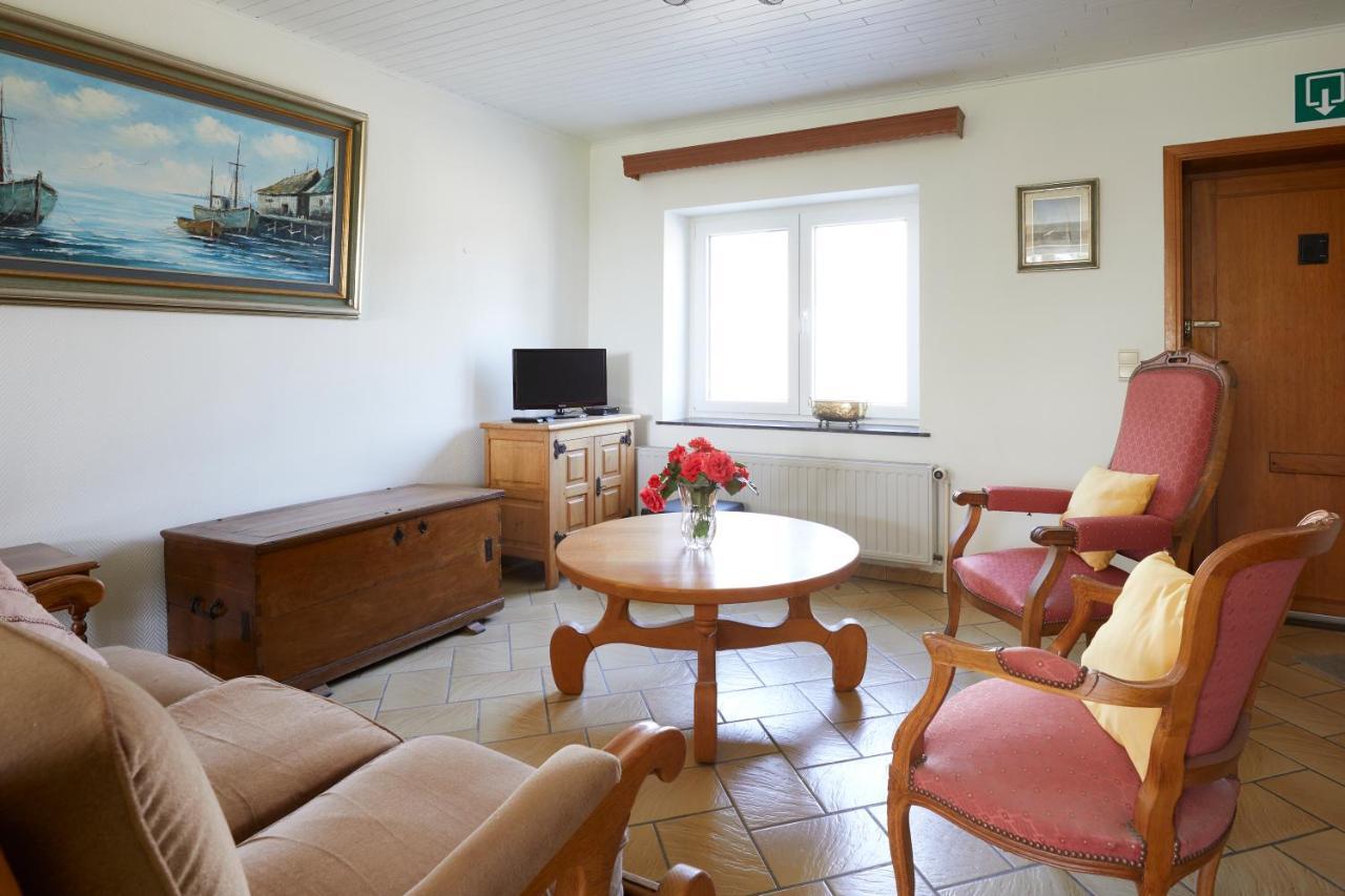 Villa Le Renard Qui Fume Onhaye Exterior foto